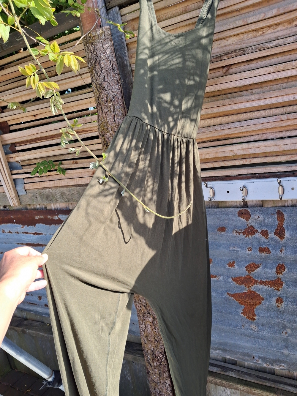 Imbodhi Olive Scoop-Neck Sleeveless Jumpsuit - Picture 3 of 8